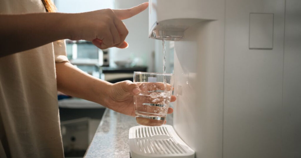 Conserto de Purificador de Água em Brasília | Assistência Perto de Mim agua sem controle de temperatura